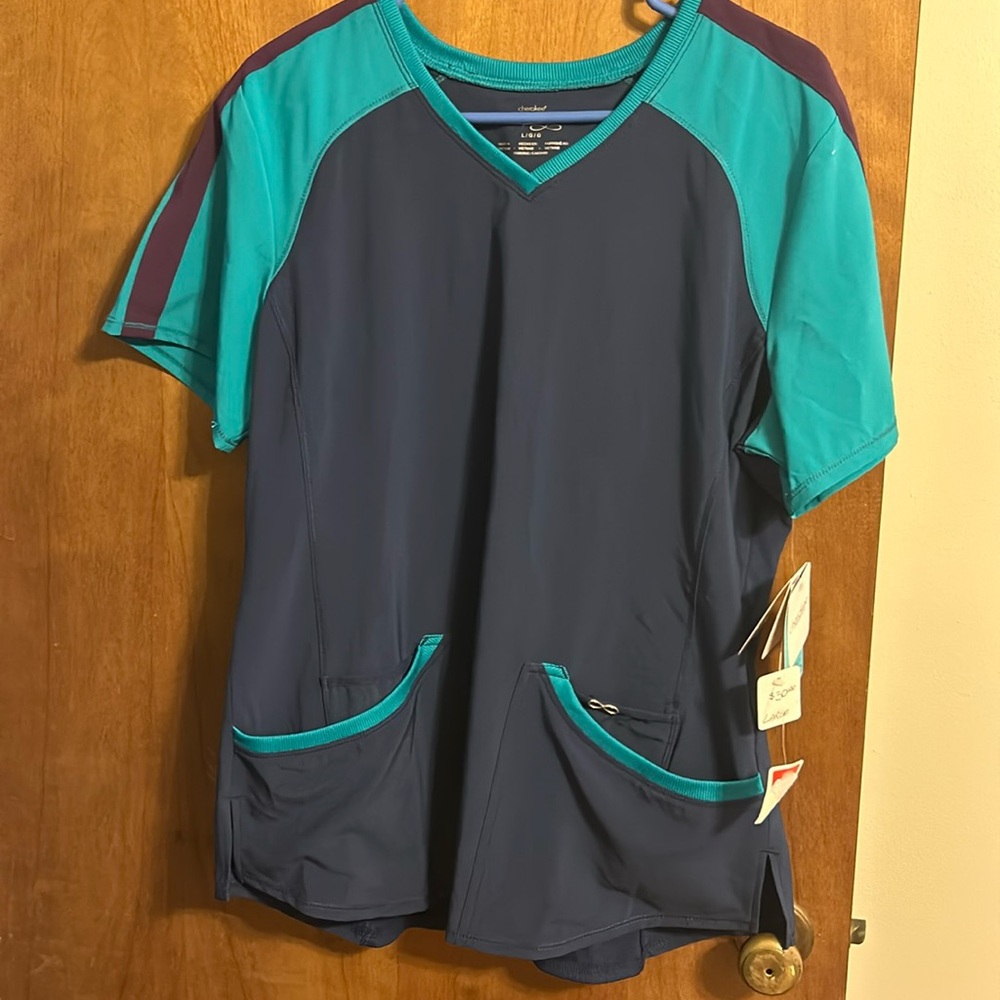 Cherokee Scrub Top Large